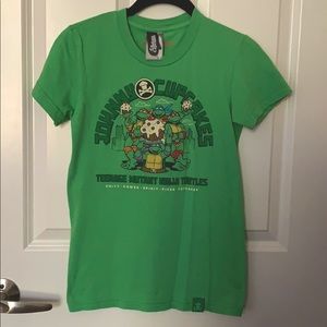 Johnny Cupcakes Women’s Small Tee